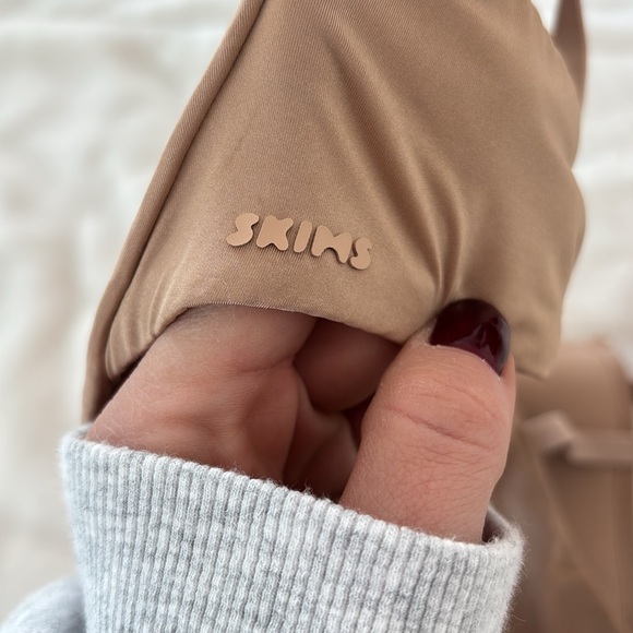 SKIMS ✨ Wireless Form T Shirt Demi Bra 34D - Picture 7 of 8